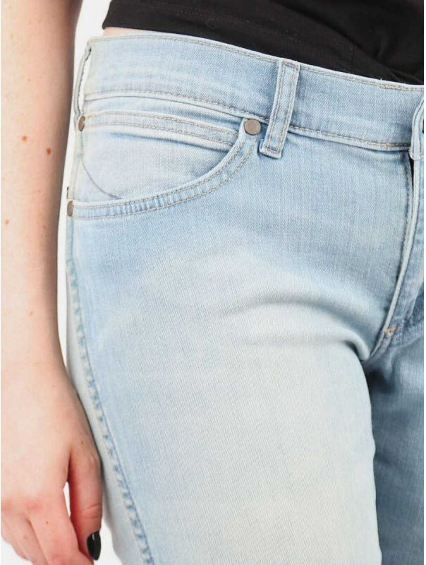 Wrangler Hailey Sunfaded nohavice W22TA322G