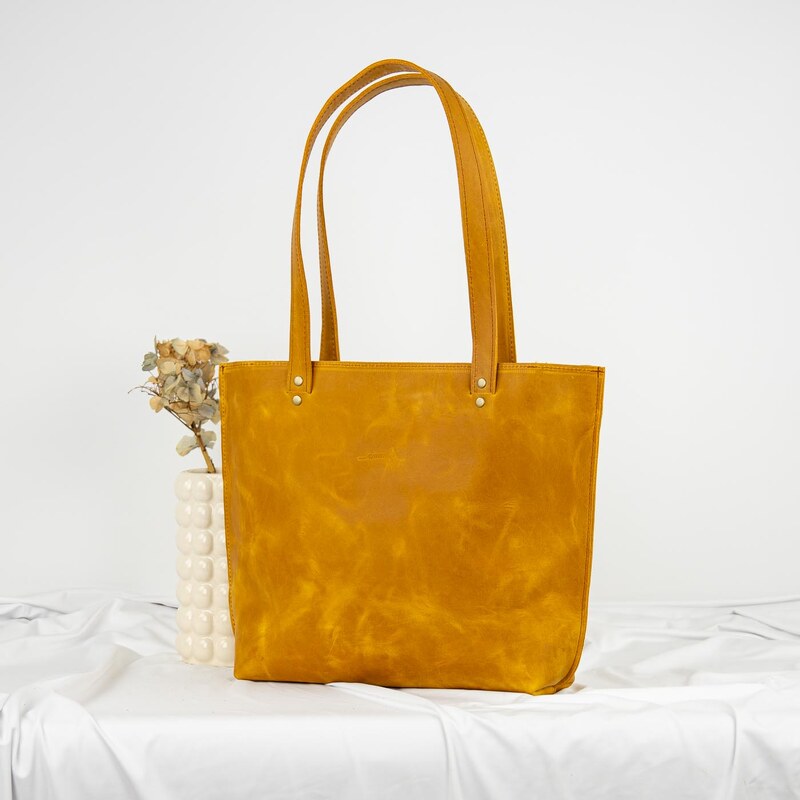 Ammyla Kožená kabelka Lea (crazy honey)