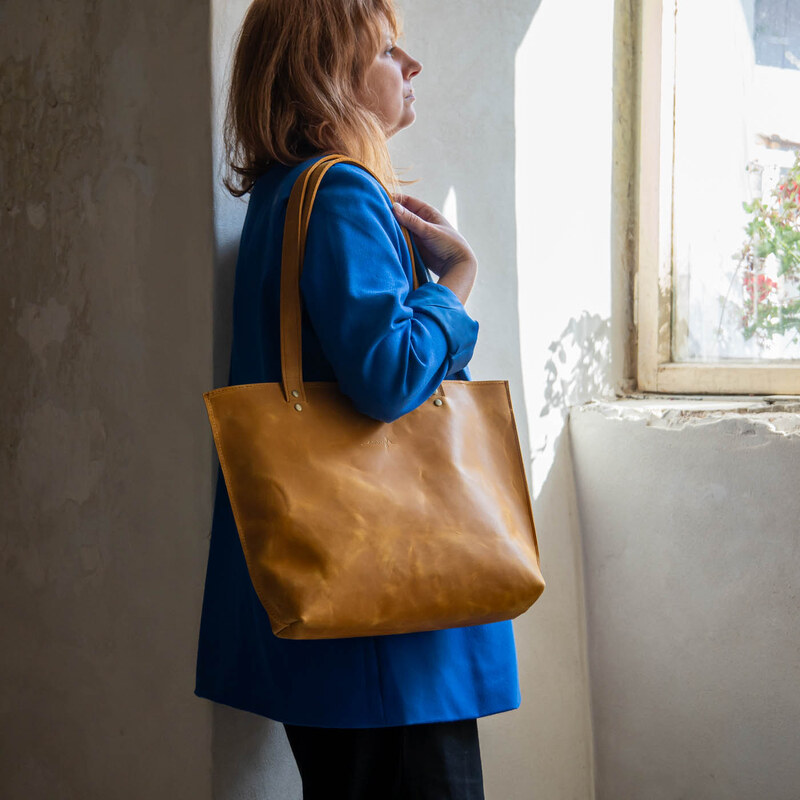 Ammyla Kožená kabelka Lea (crazy honey)