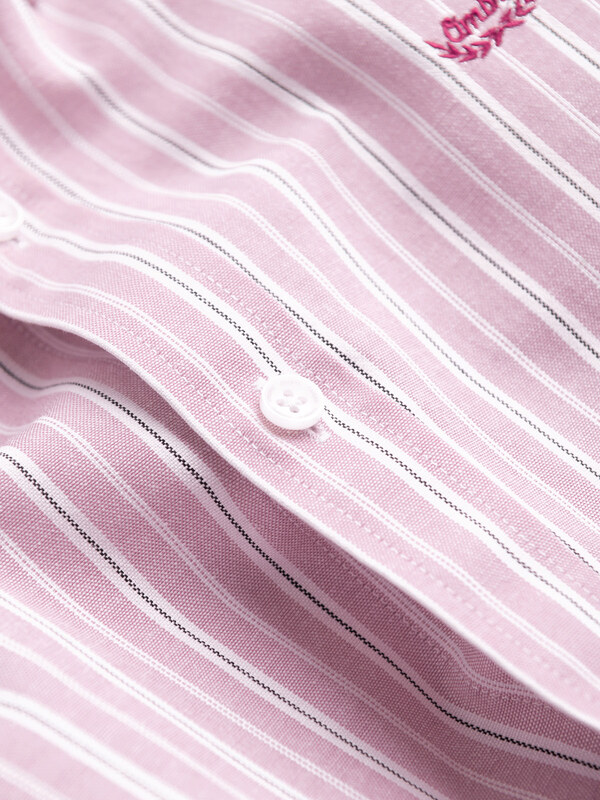 Ombre Men's cotton REGULAR FIT shirt with fine stripes - pink