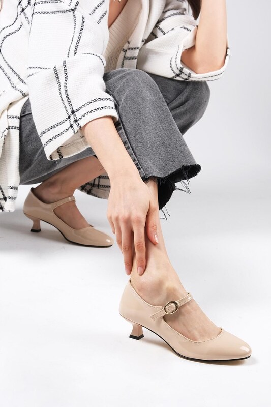 Mio Gusto Gabriela Nude Colored Patent Leather Women's Low Heeled Shoes