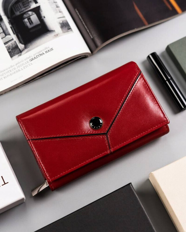 Peterson Červená hladká dámska kožená peňaženka Y163 [DH] PTN RD-21-GCL-Y