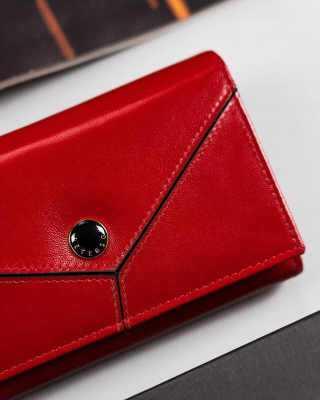 Peterson Červená hladká dámska kožená peňaženka Y163 [DH] PTN RD-21-GCL-Y