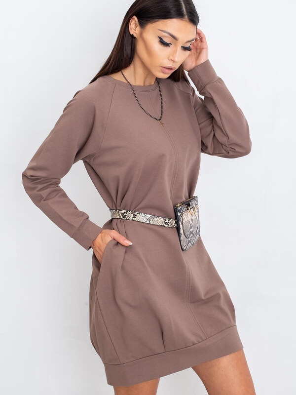 BASIC Voľné béžové šaty s vreckami RV-TU-5184.93P-dark beige