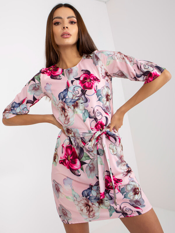 BASIC Svetloružové kvetované šaty s opaskom -LK-SK-507529.67P-light pink