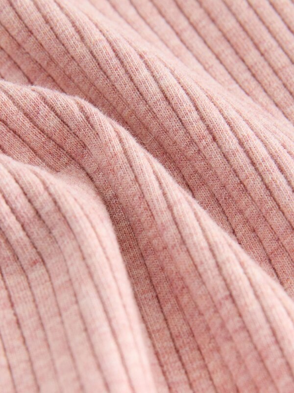 Next Set svetloružová