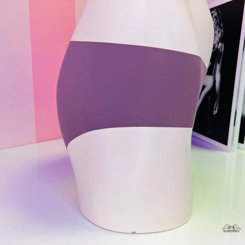 Victoria's Secret Sľubné bezšvíkové nohavičky so zlatou výšivkou