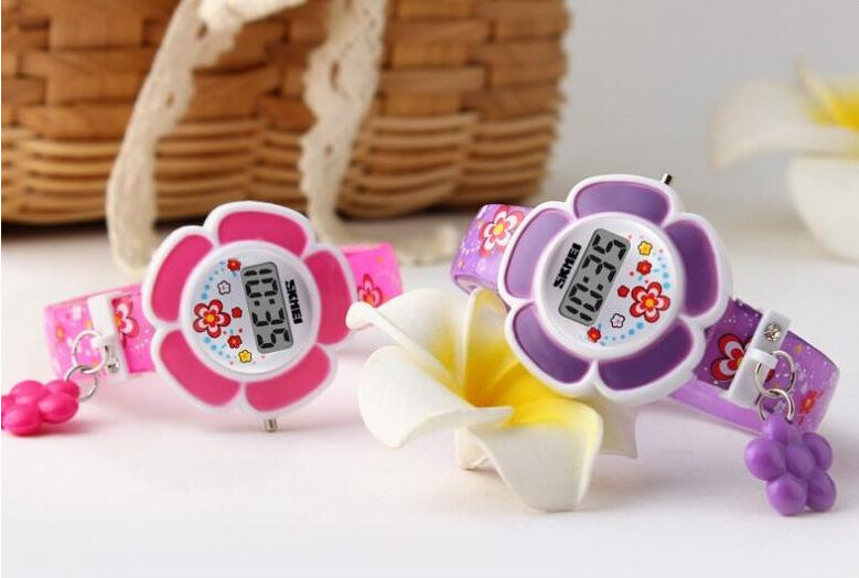 SKMEI 1144 digitálne dievčenské hodinky Flowers Fialové