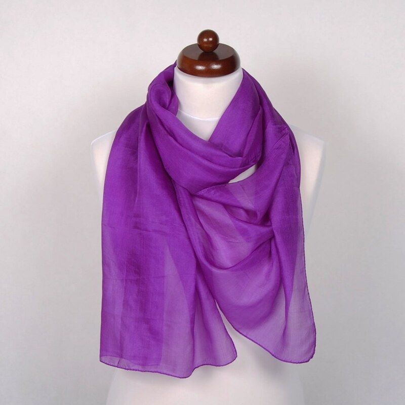 Pranita Hodvábny šál jednofarebný fialový II