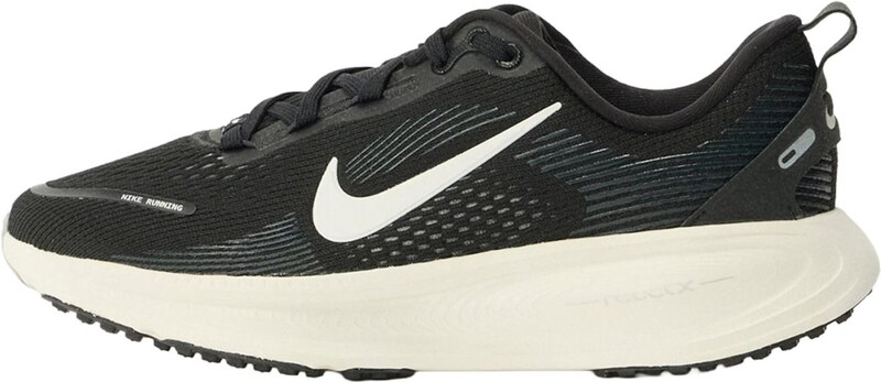 NIKE Športová obuv 'VOMERO 18' čierna / biela