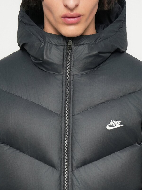 Nike Sportswear Zimný kabát 'WINDRUNNER STMNT' čierna / biela