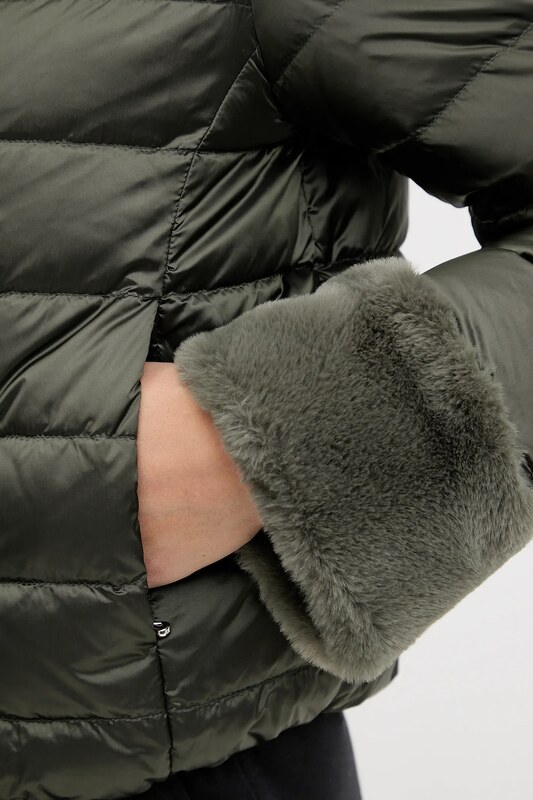 Páperová obojstranná bunda Colmar