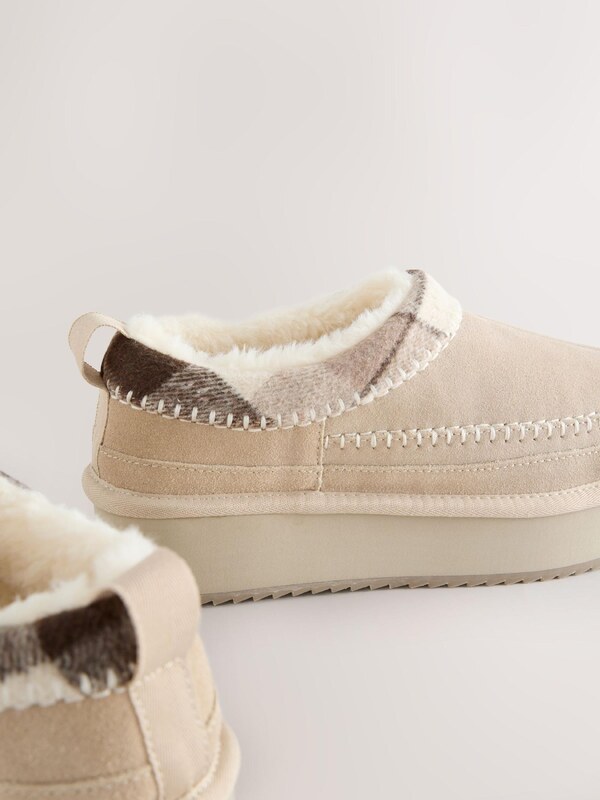 Next Členkové čižmy svetlohnedá