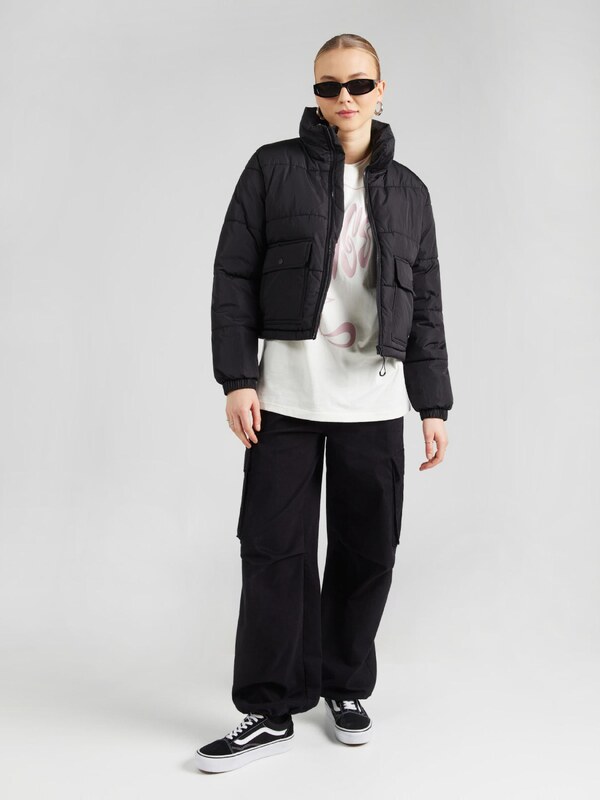 VANS Zimná bunda čierna