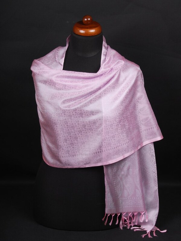 Pranita Hodvábny šál z Váránasí svetloružovo-svetlošedý