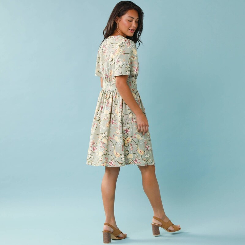 Krátke šaty s potlačou a gombíkmi pre nižšiu postavu zelená 034 Blancheporte