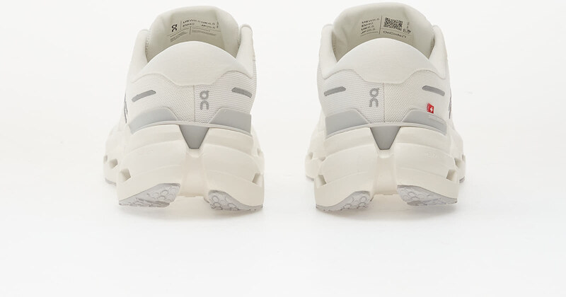 On M Cloudrunner 3 White/ Glacier