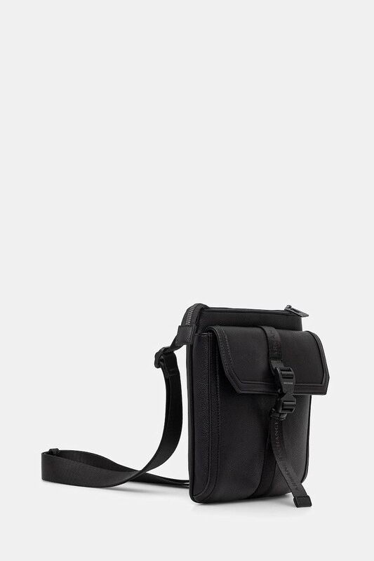 Armani Exchange vrecko pánske