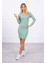 K-Fashion Priliehavé šaty s výstrihom tmavej mentolovej farby