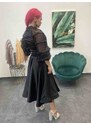 PrestigeShop Midi elegantné šaty s prekladaným výstrihom a opaskom - čierne