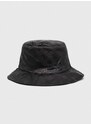Obojstranný klobúk Guess čierna farba