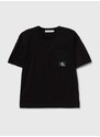 Detské bavlnené tričko Calvin Klein Jeans čierna farba, s nášivkou