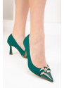 SOHO Zelené matné saténové dámske klasické topánky na podpätku