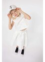 Detská bavlnená šiltovka Karl Lagerfeld biela farba, s nášivkou