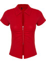 Trendyol Collection Red Regular/Regular Fit Polo golier Shirring/Drape Podrobná pletená blúzka na zips