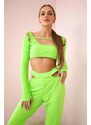 MladaModa Tepláková súprava s crop-topovou blúzkou model 9340 neónovo zelená